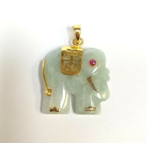Authentic STERLING SILVER GOLD PLATED CARVED JADE ELEPHANT PENDANT WITH RUBY EYE