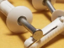 1/4" x 1" Nylon Hammer Drive Anchor Mushroom Head. Znc Platd Nail Zappit 100/box