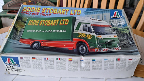 Maquette Italeri Eddie Stobart LTD – Camion Volvo 1/24, Kit 3804, Sous Blister, Neuf