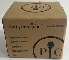 PAMPERED CHEF BREAKFAST SANDWICH MAKER~#2634~MICROWAVE SAFE
