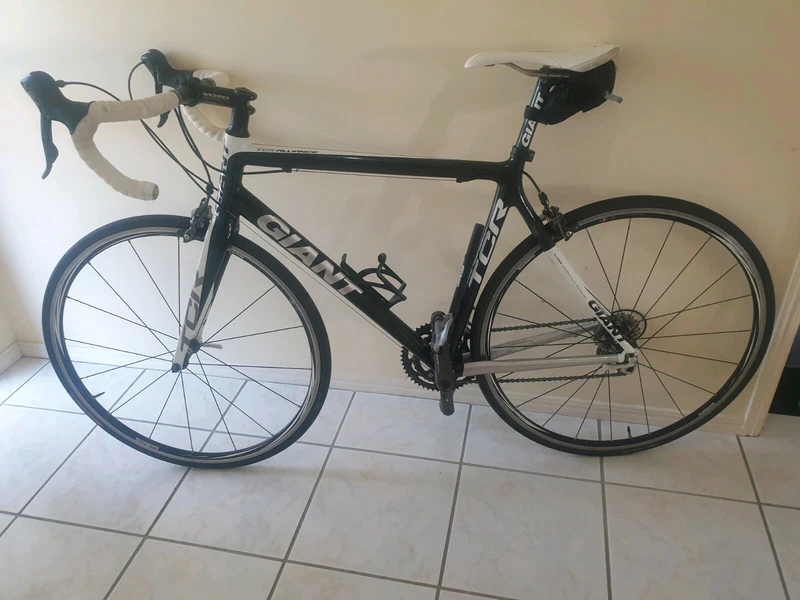 gumtree carbon road bike