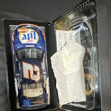 Action 1:24 RCCA Elite Rusty Wallace 2 Miller Lite Diecast Blue w/Case