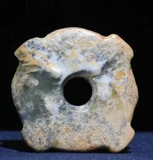 3" Old Chinese Dynasty Hetian Jade Carving Yubi Yu Bi Sculpture Pendant