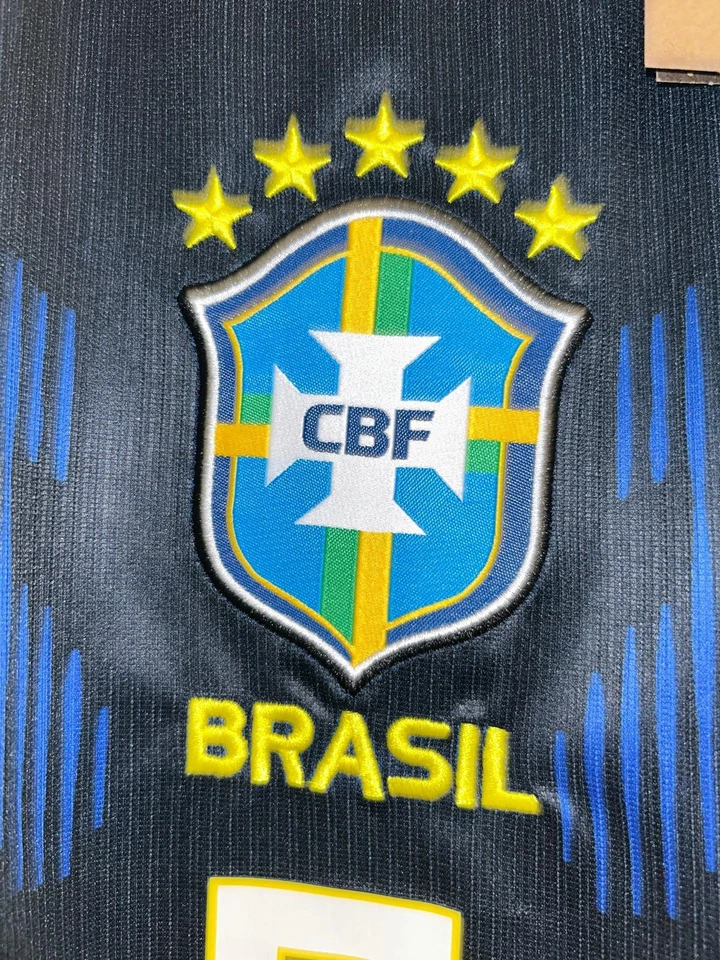 Maillot Brésil Vinicius Junior coupe du monde 2026 taille L flocage - Photo 2/4