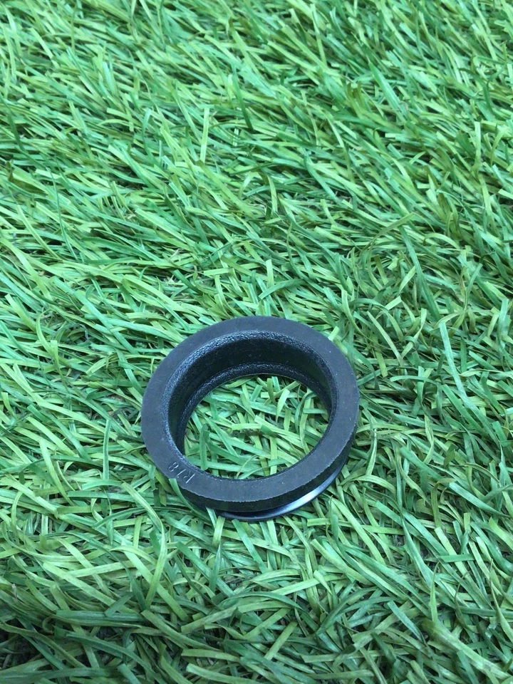 ✅ BOTELLA LAVADORA TOYOTA 4RUNNER 2024 PN:85336-60300 OEM Foto 3 de 4