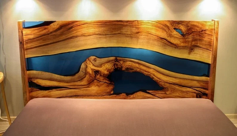Live 2024 edge headboard
