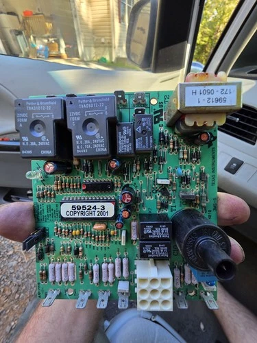 Emerson Trane American Standard X13650874010 CNT03457 Furnace Control Board