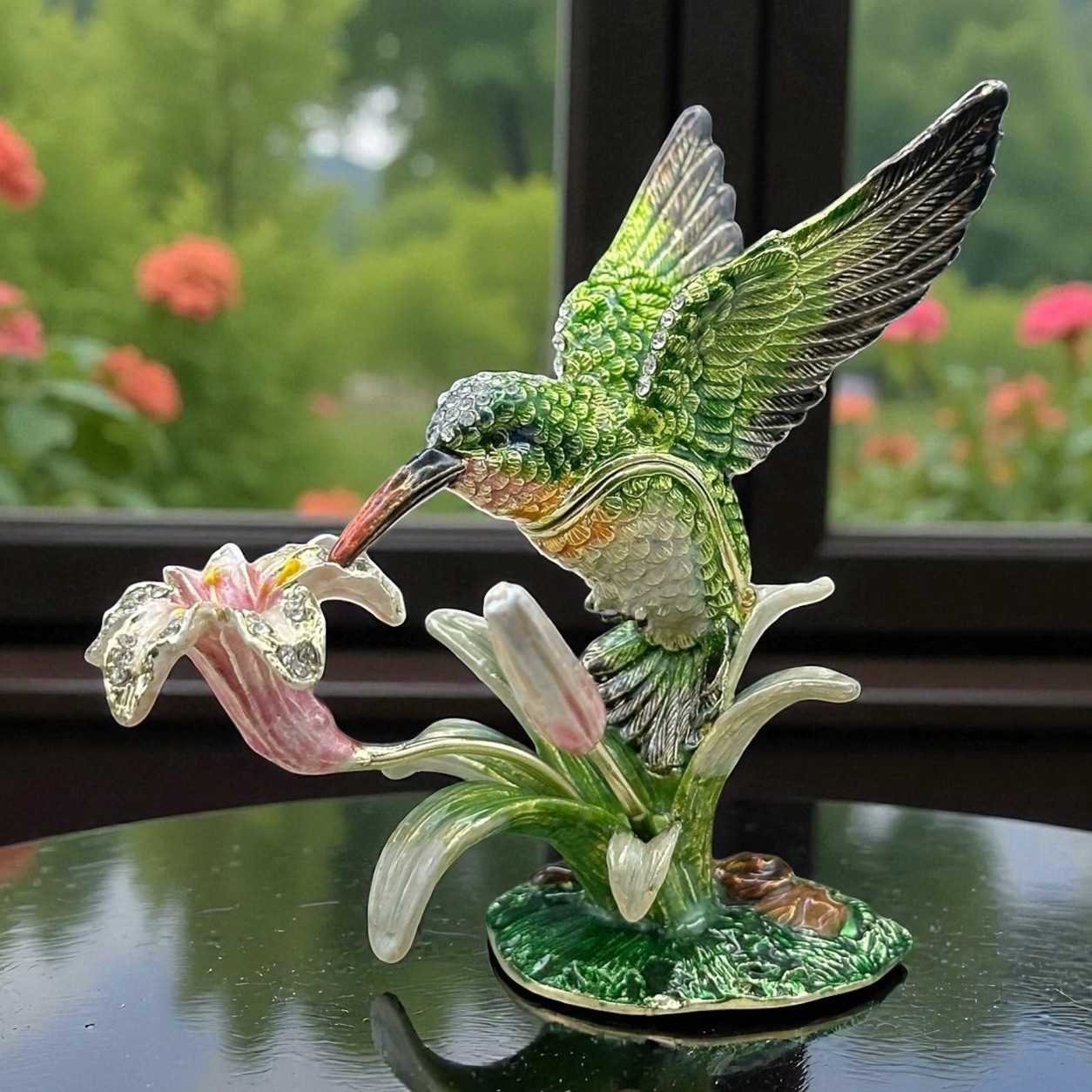 Hummingbird Trinket Figurine Jeweled Enamel Hinged Box Flower Sea Crest SC