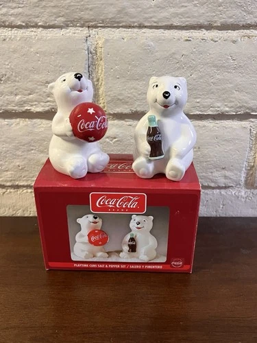 Coca-Cola Polar Bears Salt & Pepper Shakers (Vintage)