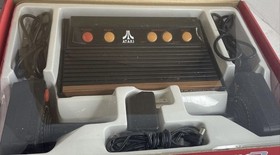 Atari Flashback 2 Black Plug&Play TV Game (NTSC) Classic Game Console 40 Games!