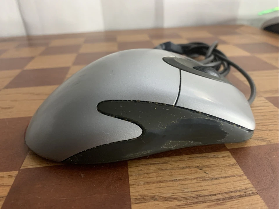 Microsoft IntelliMouse Explorer 3.0 Wired Optical Mouse P/N X06-25120 Used - Image 4 of 4