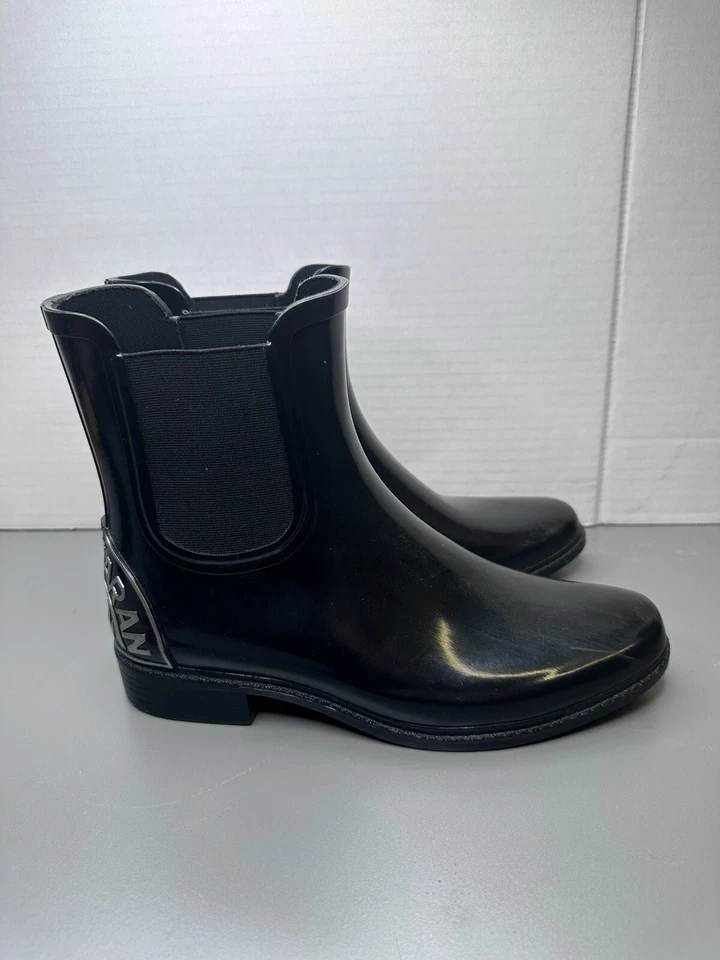 DKNY Marsha Botas de Lluvia Chelsea de Goma Negras Talla 9 EE. UU. Donna Karen con Tacones Foto 4 de 4