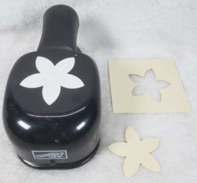 Stampin Up Paper Punch EK Success Paper Shaper Whale Tail Style 1 3/4'' Flower