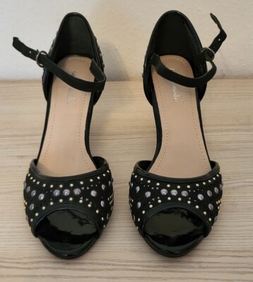 Damen Peeptoes Pumps Nieten schwarz Größe 38 *NEU*