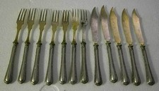UN ANCIEN LOT DE FRUITS POUR 6 -POIGNÉES EN ARGENT MASSIF -5 COUTEAUX ET 7 FOURCHETTES