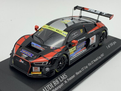 Audi R8 LMS Augst Motorsport 2017  Minichamps  1:43  Limitiert 150 Stück  NEU