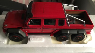 Autoart Mercedes-Benz G 63 AMG 6x6 1:18