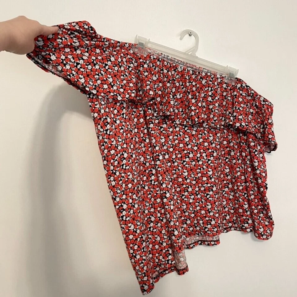 Camiseta sin mangas H&M de un hombro roja blanca azul marino floral con volantes 100 % algodón 4XL Foto 4 de 4