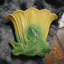 Vintage 1940’s McCoy Pottery Yellow & Green Tulip Fan Vase