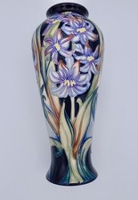 MOORCROFT VASE  SIGNED RACHEL BISHOP LIMITED EDITION  2005  No 62 of 100 - BOXED