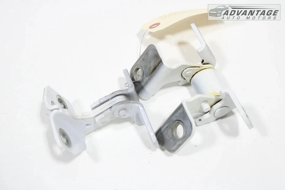 2013-2021 CHRYSLER 300 REAR LEFT SIDE DOOR UPPER & LOWER HINGE SET OEM - Image 3 of 4