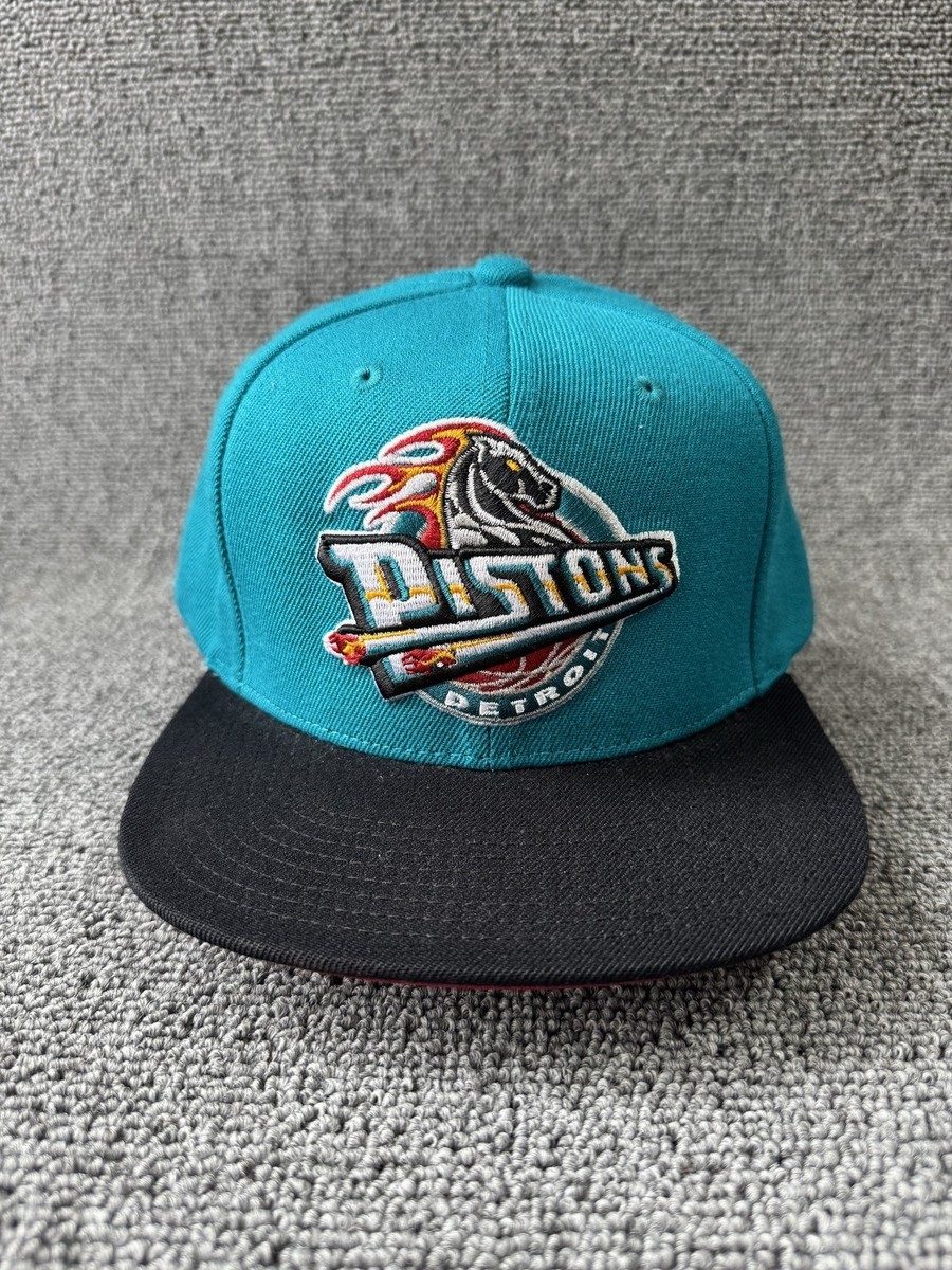 Mitchell & Ness Detroit Pistons Snapback Flat Brim Teal Black Adult