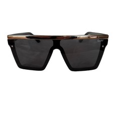 QUAY Sunglasses Hindsight 125 Australia Silver Bar Black Frames Lenses