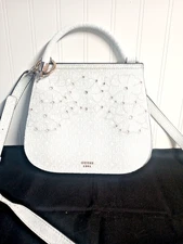 GUESS 1981 HAND BAG WHITE EMBROIDERY EYELITS FLOWERS