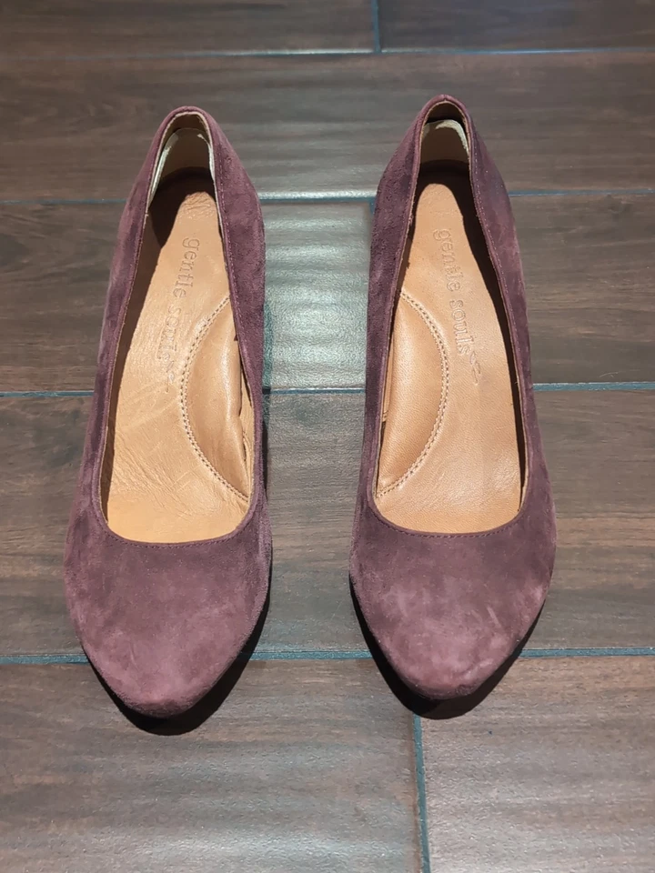 Zapatos de salón Gentle Souls granate borgoña 9M gruesos de cuero gamuza punta redonda Foto 2 de 4