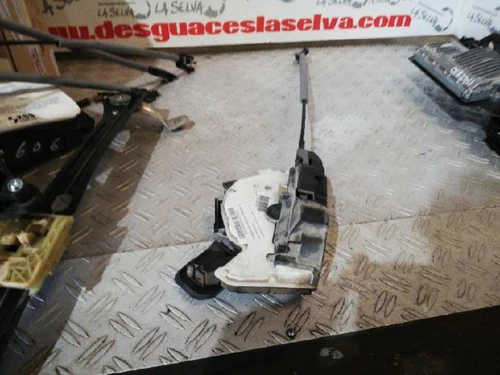 8J1837016C Serratura Porta Anteriore Destra per AUDI A4 BERLINA (8K2