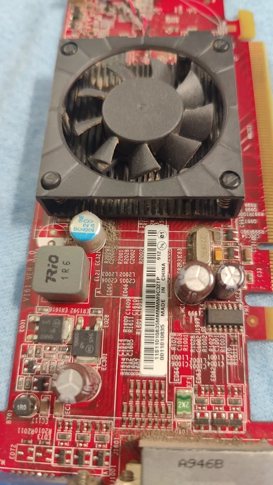 AMD Radeon HD 8570 / R5 240 (Lenovo OEM) Low-Profile PCIe Video Card – FRU 11S11 - Image 4 of 4