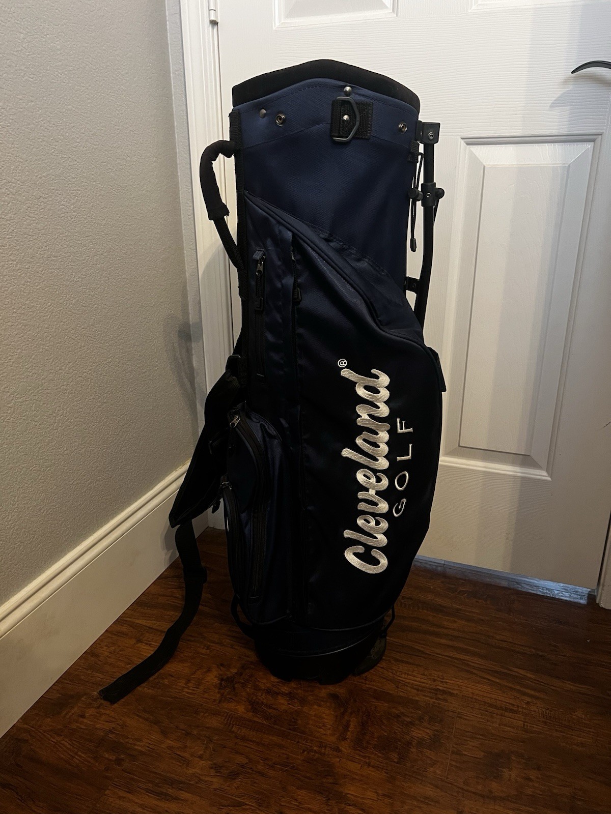Cleveland Navy Stand Bag