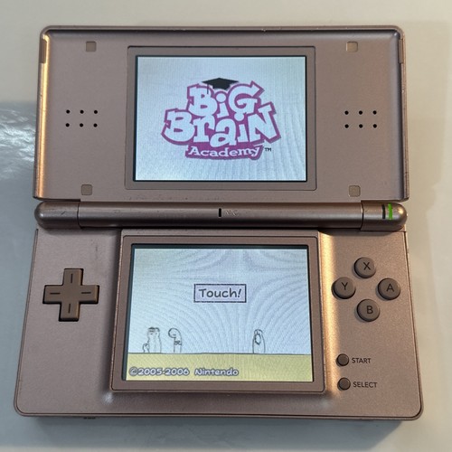 Nintendo DS Lite Metallic Rose Gold /Pink Handheld Console Bundle USG-001 Tested - Picture 14 of 19