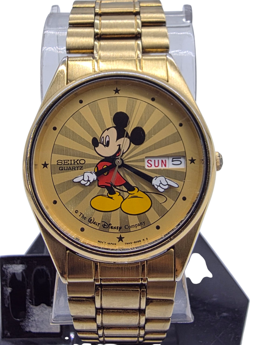 X Seiko Qtz gold tone case and dial 2 hand movement new padded brown leather b Gold-toned Case and Dial Matched With a New Dark Brown  main image 3