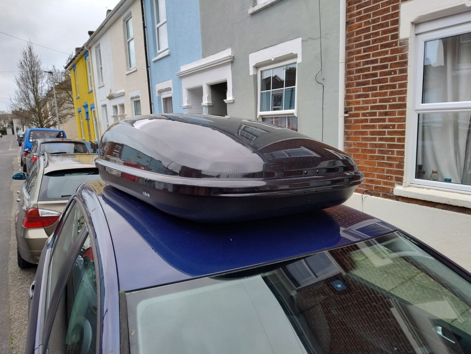 Halfords car roof box 460 Litre. 160cm Carbon Fibre Style. eBay