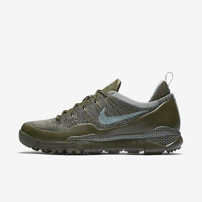 NIKE Men's Lupinek Flyknit Low Casual Shoe