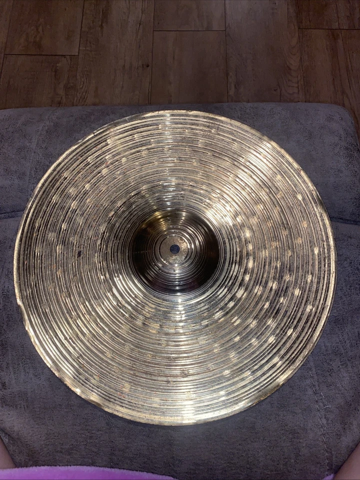 Platillo de choque de latón Meinl HCS de 16 pulgadas Foto 3 de 4