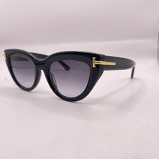 Tom Ford Icon Thick Full Rim Cat Eye Gradient Lens Sunglasses TF1252 Black