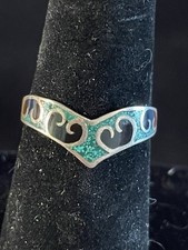 Vintage Mexico 925 Stamped Sterling Silver Ring. Green. Size 7.5