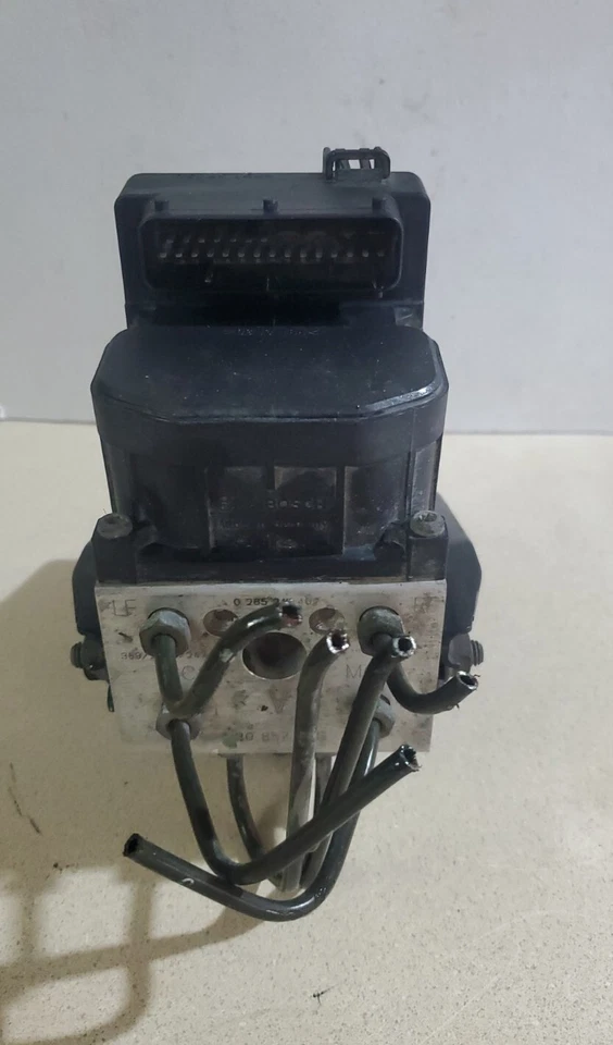 Freio antibloqueio VOLVO S40 40 SERIES 2000 2001 2002 2003 2004 ABS 1,9L fabricante de equipamento original - Imagem 2 de 4