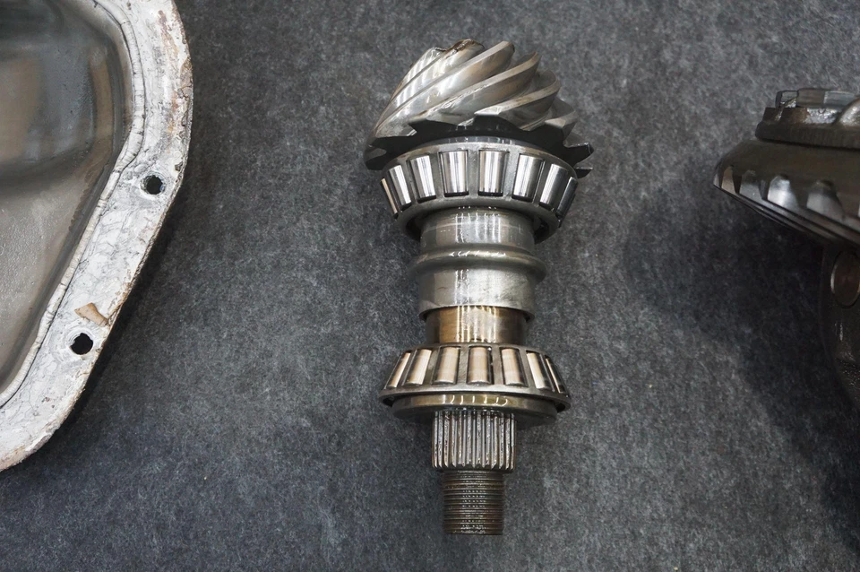 后差速小齿轮组带盖 HC3Z4209F 福特 F350 Super Duty 17-22 — 第 4/4 张图片