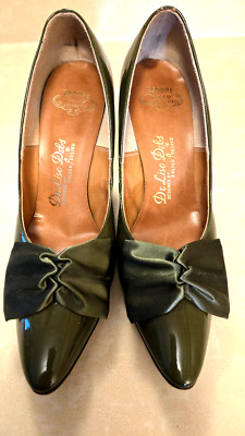 Vintage Olive Green Heels Shoes By DeLiso Debs Palter patent pumps buffums' bow