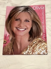 RARE, OOP! Olivia Newton-John Heartstrings World Tour Concert Album - Near Mint!
