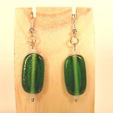 1" Green Color Recycled Glass Handmade Drop Dangle Earring FREE SHIPPING 