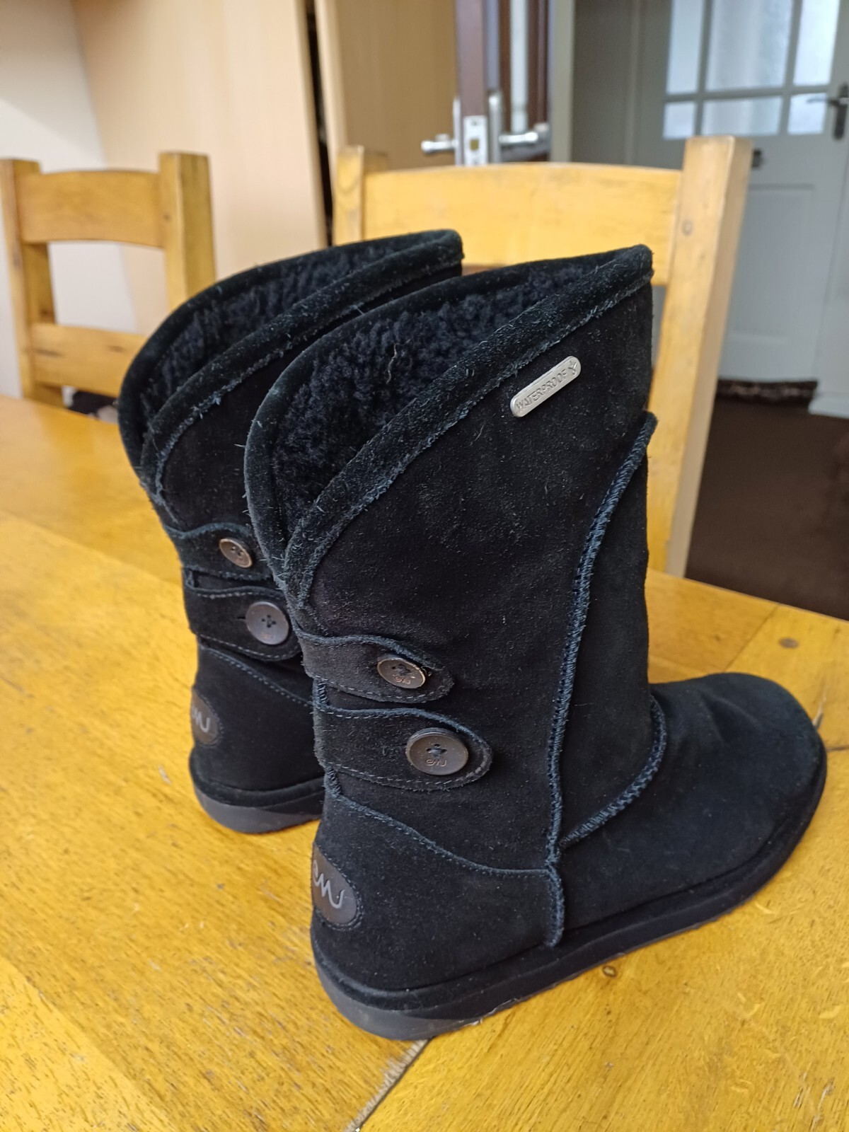 emu boots size 4 Waterproof Sheepskin Lining Lovely Boots eBay
