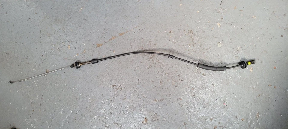 MAZDA MX5 EUNOS (MK1 1989 - 1997) 1.6 - THROTTLE / ACCELERATOR CABLE 1600 - Image 1 of 1