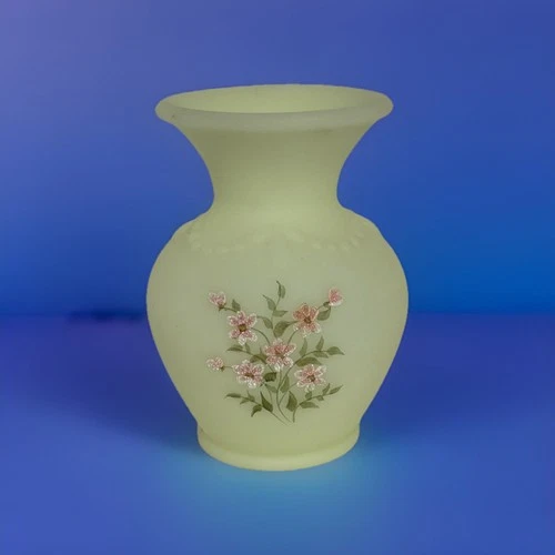 Vintage Fenton UV Custard Pink Flowers Glass Hand Painted Vase Pre-Owned