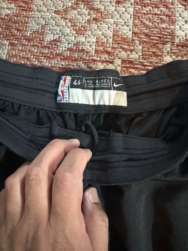 San Antonio Spurs Nike Shorts Team Issues Sz XL - Image 2 of 3