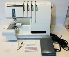 Husqvarna Viking Serger Machine Huskylock S21...