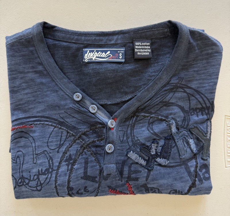 Desigual Men's Long-sleeve T-Shirt - Size Small bl